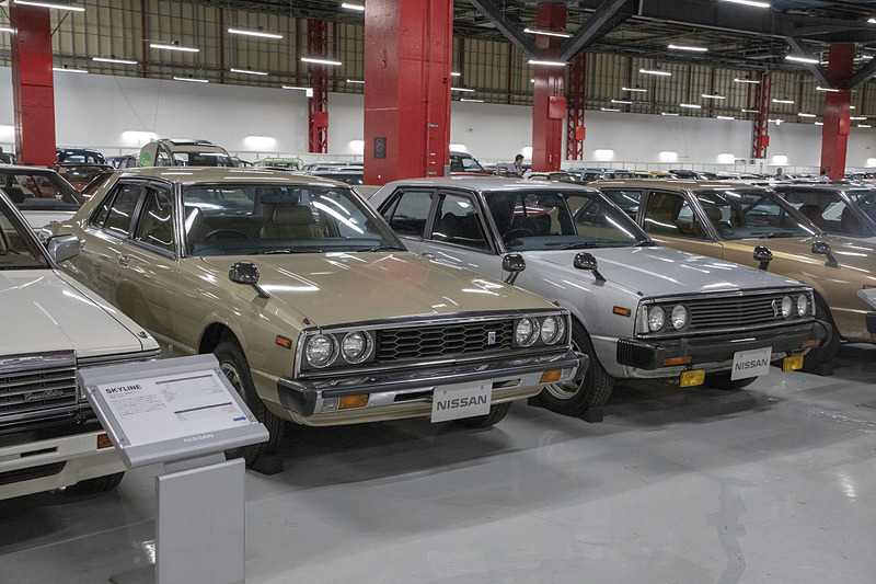 スポーツグレードだけでなく、普通のグレードも展示されている。こういった車種に関しては「子供のころ、家にあった」など懐かしく感じる人も多いだろう