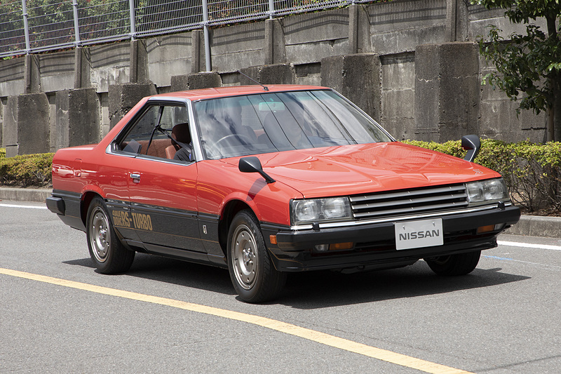 こちらは1983年式のスカイライン ハードトップ 2000 ターボRS。“RSターボ”という車名と思われることが多いが、“ターボRS”が正解