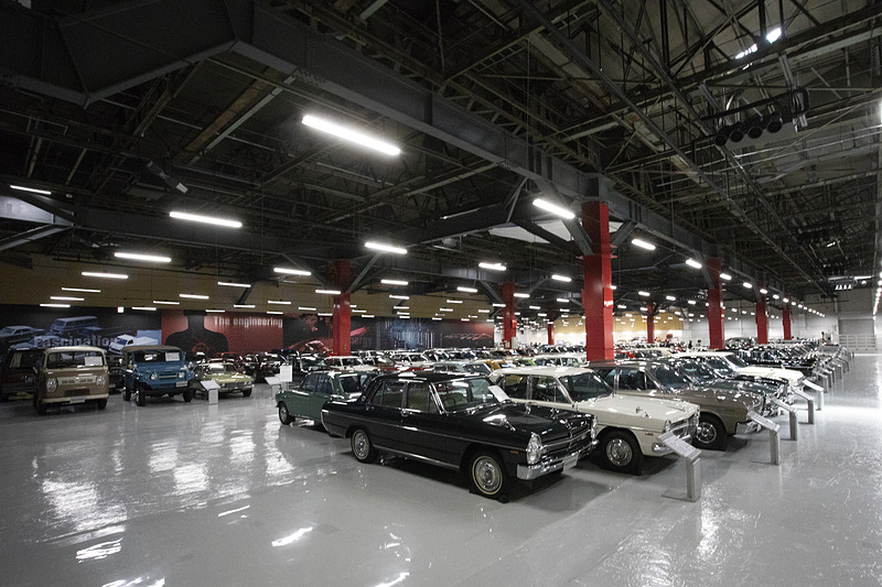 創業の1930年代～1960年代までが並ぶ