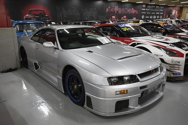 スカイライン ニスモ GT-R LM ル・マンの公認用ロードカー