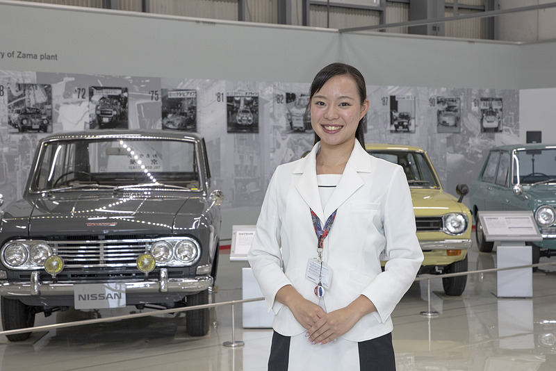 この日産ヘリテージコレクションは一般にも公開している。見学には日産ヘリテージコレクションのWebサイトからの予約が必要となる。申し込みは先着順で、結果はメールで返信される。見学可能な日もWebサイトの予約ページに掲載されており、2カ月前から予約ができる。見学はビデオ上映、ガイド形式での見学、自由時間、アンケート記入となる。見学は無料だ