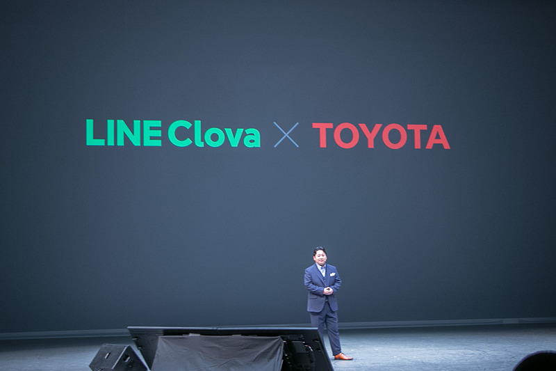LINEのAIアシスタント「Clova」がトヨタ自動車の新型車で利用可能になる「Clova Auto」を発表した