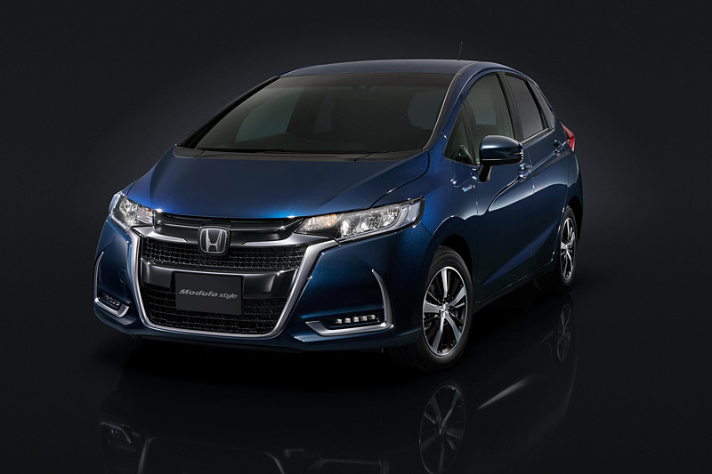 フィット Modulo style