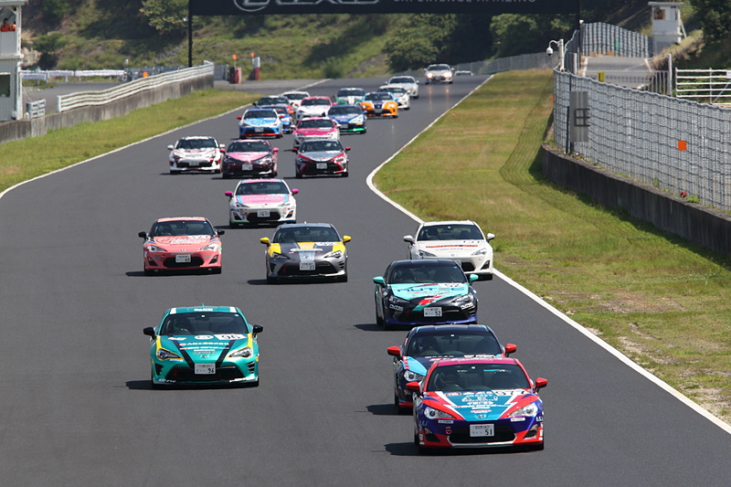 Bレースでは全24台が出走