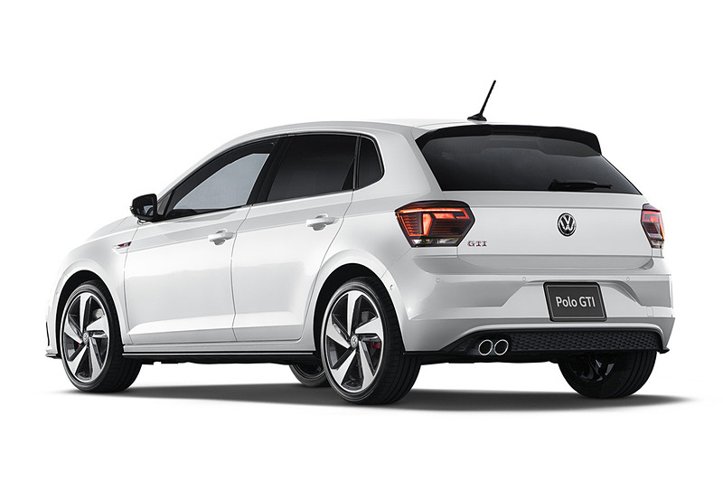 ポロ GTIのボディサイズは4075×1750×1440mm（全長×全幅×全高）、ホイールベースは2550mm。車両重量は1290kgとなる