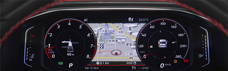 デジタルメータークラスターの「Active Info Display」はオプション設定