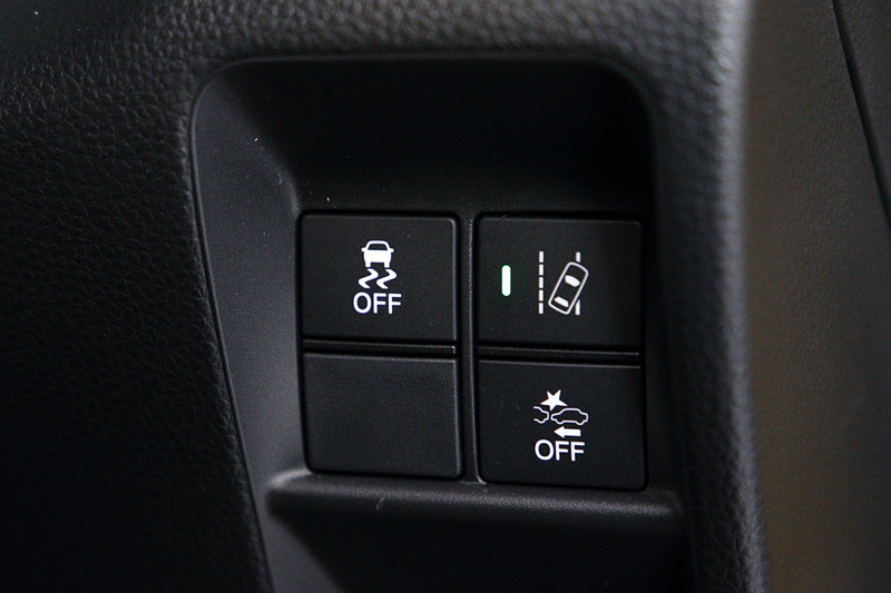 運転席まわりのその他の装備