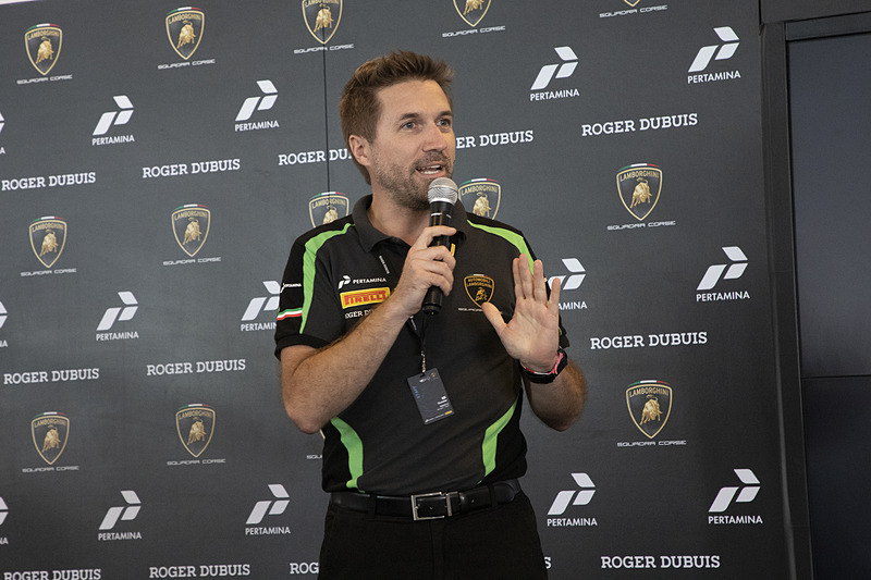 アウトモビリ ランボルギーニのアジア地区モータースポーツコーディネーター ジョン・フリン氏