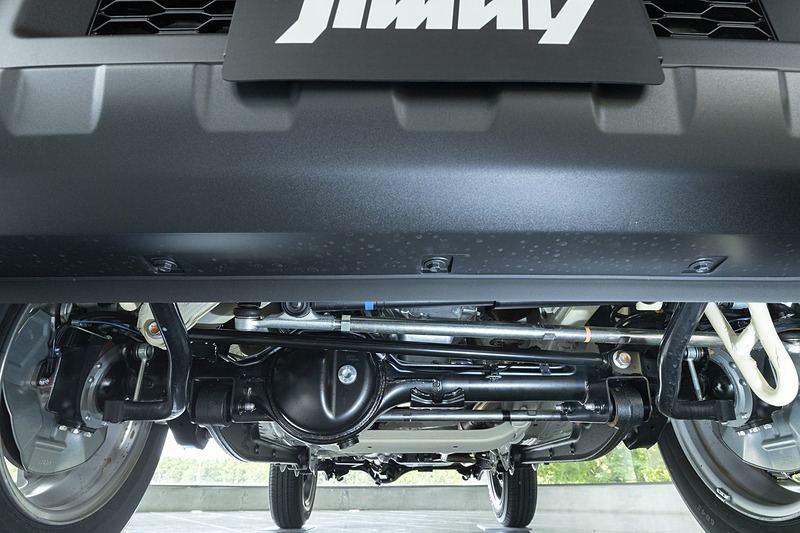 フロントサスペンション