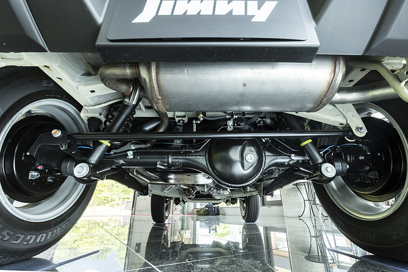 リアサスペンション