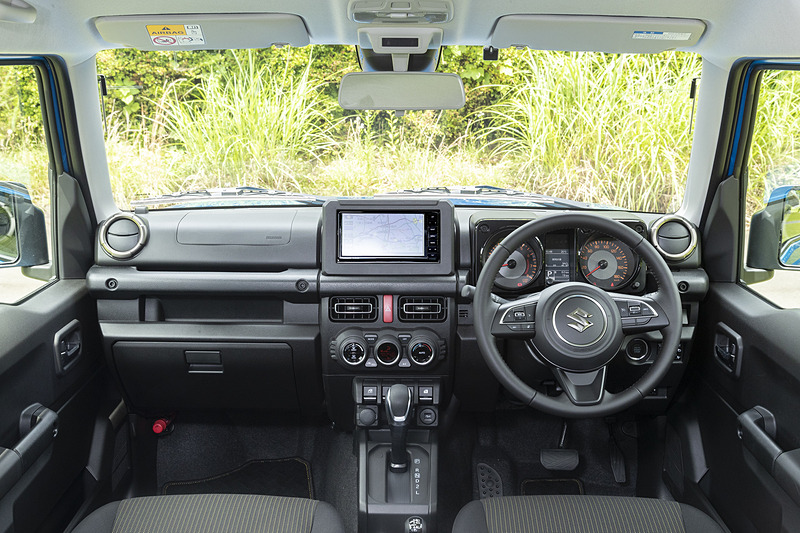インテリアはジムニーと共通