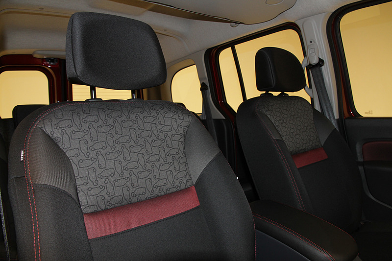 カングーのシルエットをデザインしたグラフィックの専用ファブリックシート