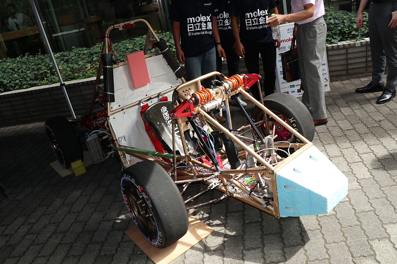 前回大会で車検通過したノウハウを活用してシャシーフレームを設計見直ししたという