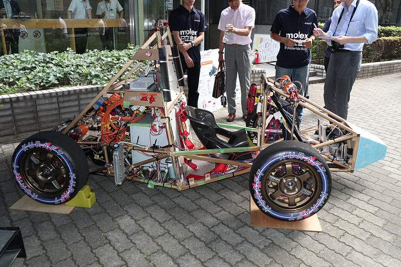 前回大会で車検通過したノウハウを活用してシャシーフレームを設計見直ししたという