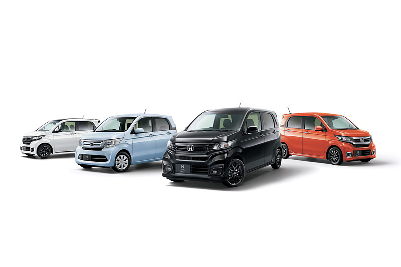 N-WGN 特別仕様車。左からN-WGN カスタム ターボ SS 2トーンカラースタイルパッケージII、N-WGN G・SS パッケージII、N-WGN カスタム ターボ SS ブラックスタイルパッケージ、N-WGN カスタム SS パッケージII