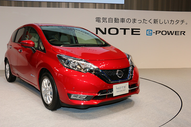 登録車1位、全体4位の販売台数を記録した日産自動車「ノート」