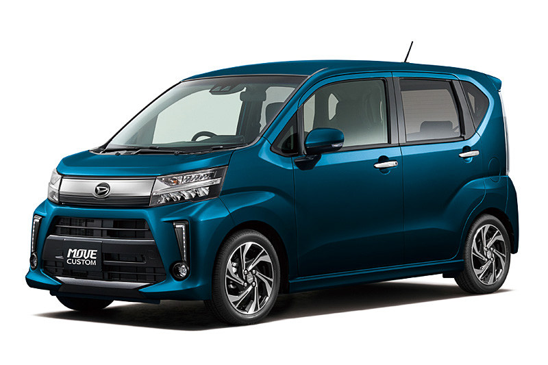 2位のスズキ「スペーシア」（左）と、3位のダイハツ工業「ムーヴ」（右）は登録車を含めた全体の販売台数でも同じ順位となり、軽自動車の販売が好調なことを示した