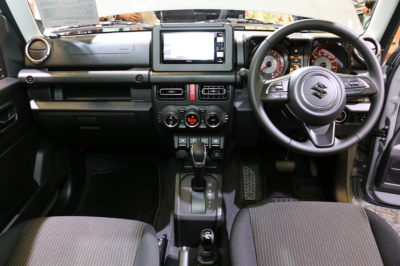 ジムニーシエラ JCのインパネ