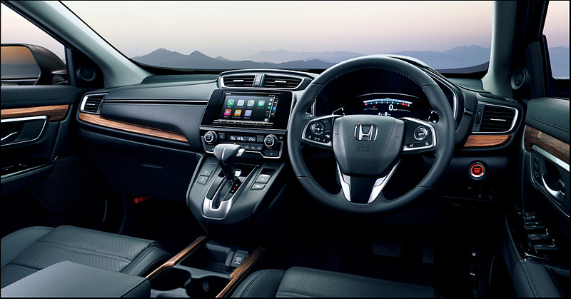 インテリアはインパネまわりや、詳細画像が公開された