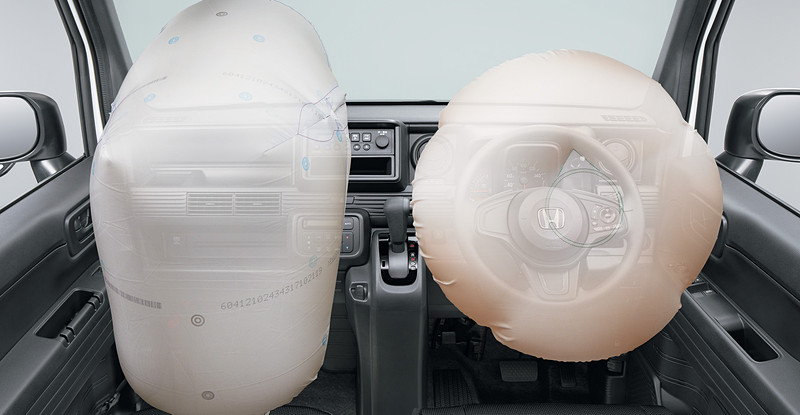 運転席＆助手席にi-SRSエアバッグを標準装備
