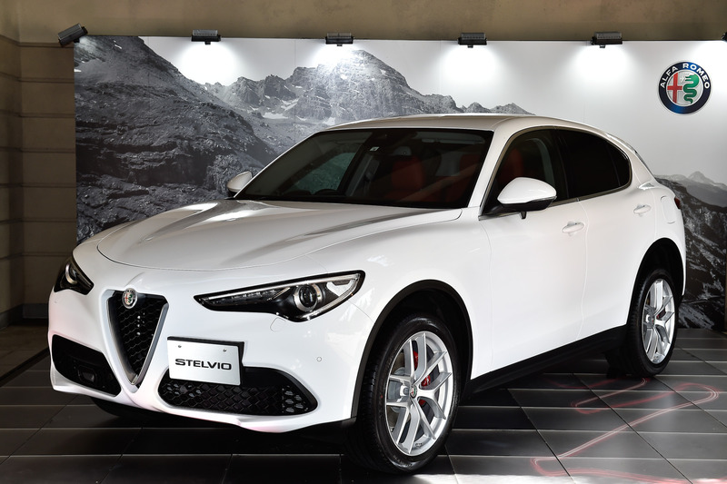 新型プレミアムSUV「ステルヴィオ」（ファースト・エディション）