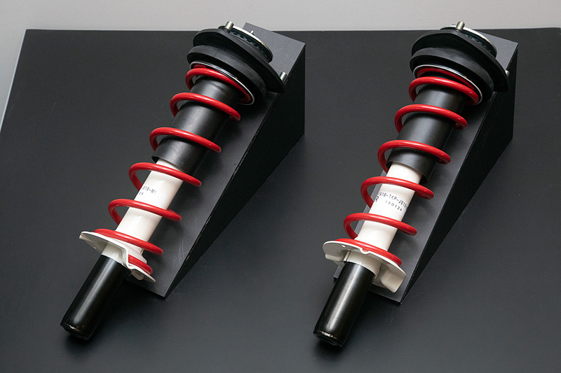 S660 Modulo Xでは減衰力を5段階で調整できる専用開発のサスペンションを装備