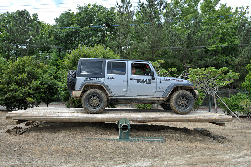 シーソーにもチャレンジ