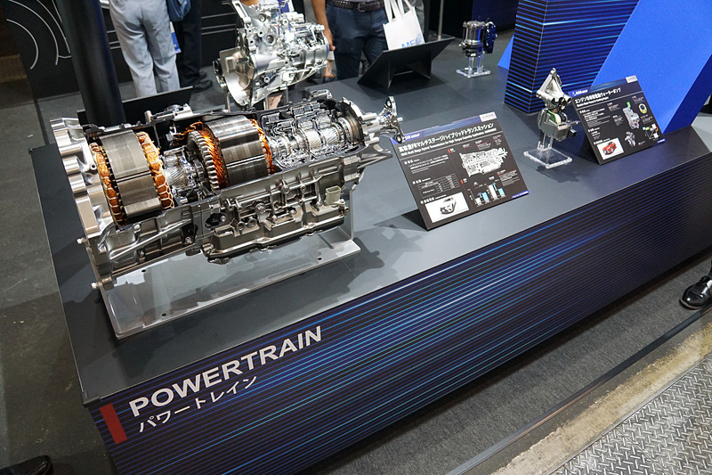 このほかにもグループの技術をテーマごとに展示した