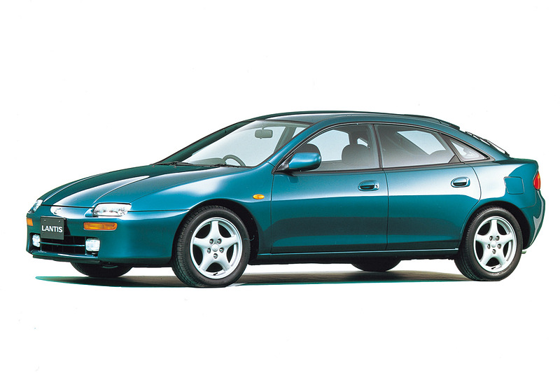 ランティス：1993年発売。V型6気筒 2.0リッターエンジンと個性的なエクステリアが特徴のスポーティコンパクト