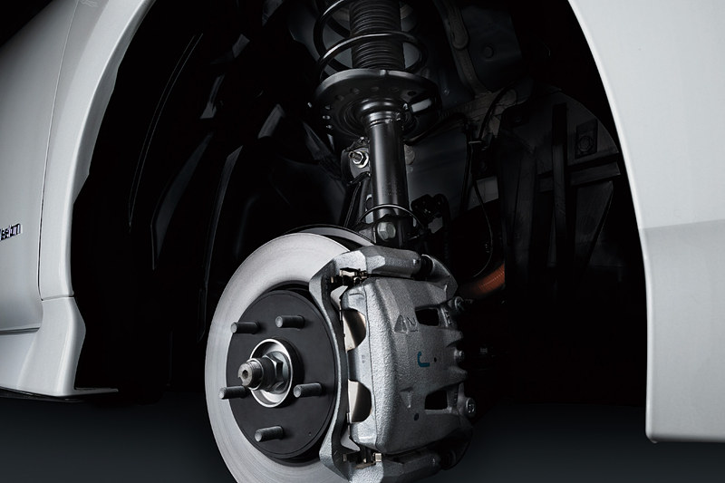 専用チューンドサスペンション