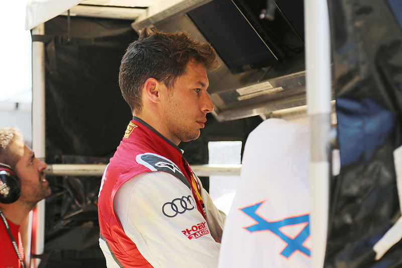 グリッド5にルノーアルピーヌ A443（1978年、45号車）で参戦したロイック・デュバル選手