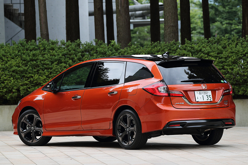 HYBRID RS・Honda SENSINGのボディサイズは4660×1775×1540mm（全長×全幅×全高）でホイールベースは2760mm