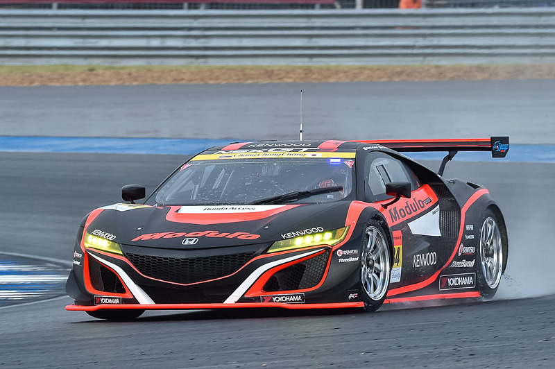 Q1を走る大津選手