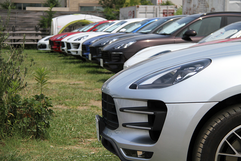 当日はマカンやパナメーラ スポーツツーリスモの試乗会が開かれた