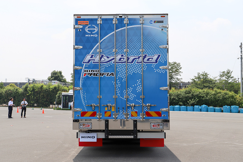 日野プロフィア ハイブリッド