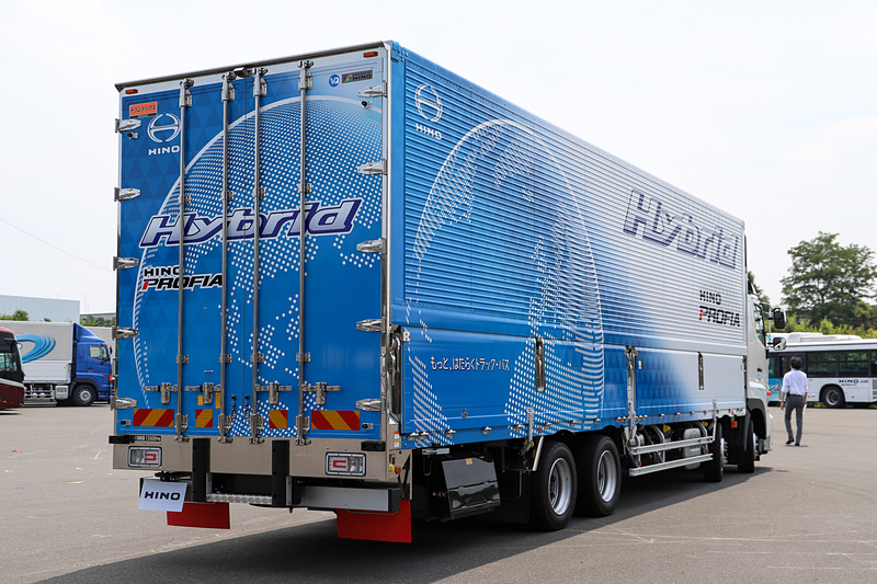 日野プロフィア ハイブリッド