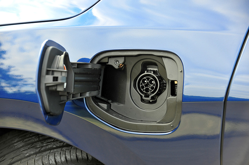 普通充電ポート（200V）