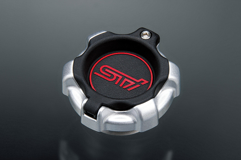 「オイルフィラーキャップ」（9504円）