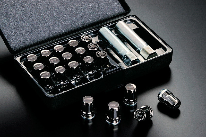 「セキュリティホイールナットセット」（3万5640円）