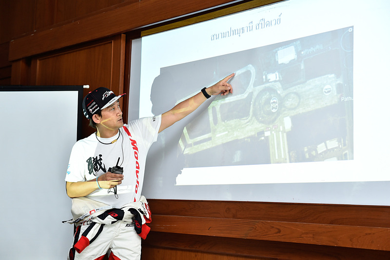 道上龍”先生”がサーキット走行時のポイントをコース図を使って分かりやすく解説