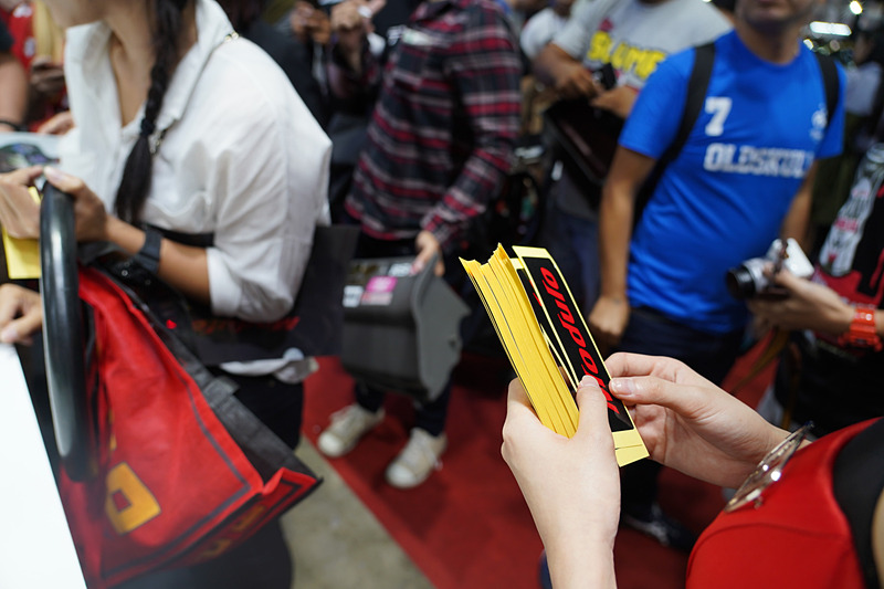 来場者にはModuloのステッカーをプレゼント