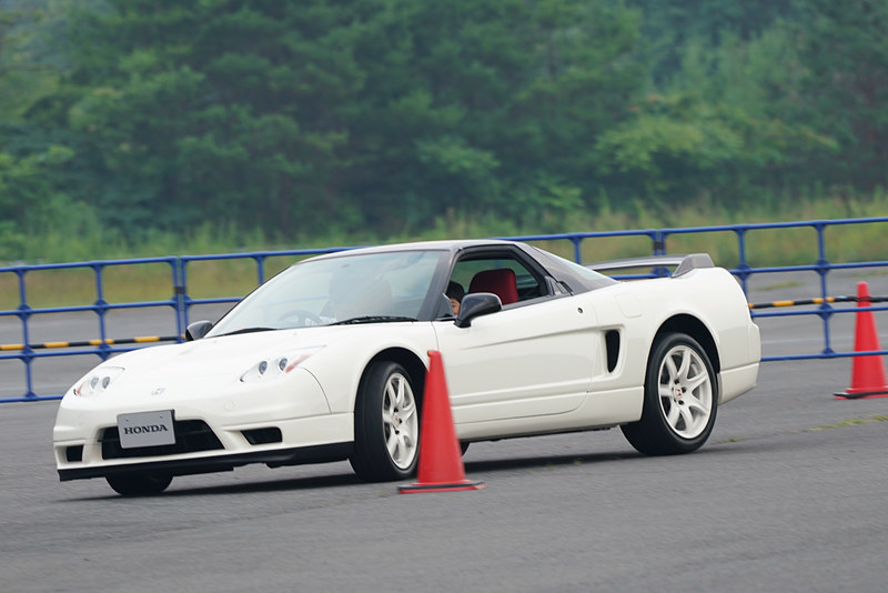 道上選手の運転するNSX-Rで同乗体験