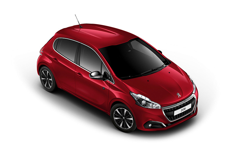 エクステリアでは16インチの新デザインアロイホイールや専用エンブレムを採用