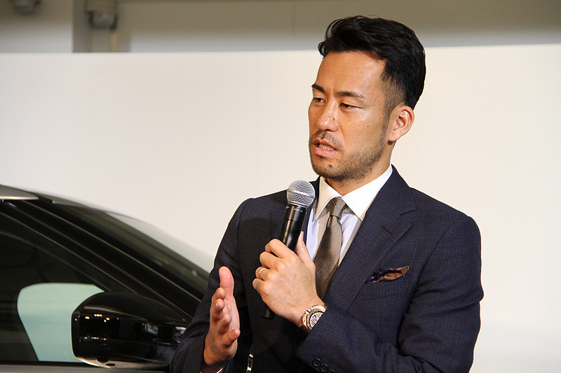 ランドローバーについて語る吉田選手