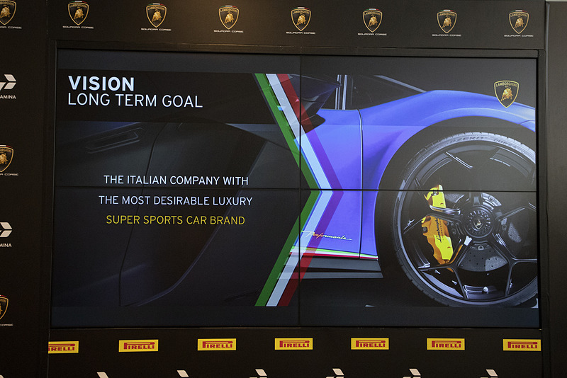 今後のブランド展開について。ランボルギーニは“ラグジュアリースポーツカーブランド”を目指すとのこと