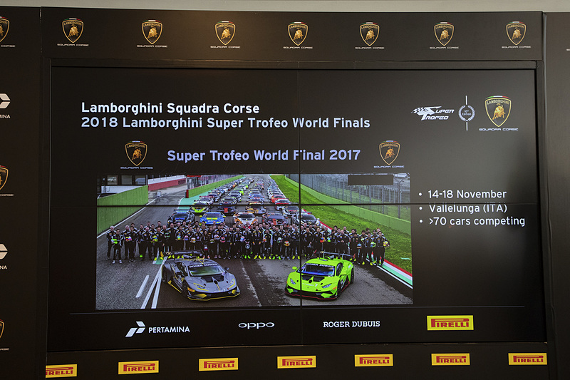 最終戦はイタリアのバレルンガ・サーキットで行なう。ここでは各地の上位ランカーによるワールドファイナルレースも行なわれる