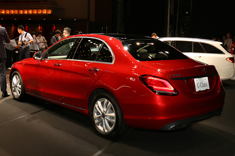 Cクラス セダン