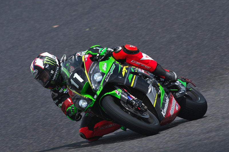 11号車Kawasaki Team GREEN（渡辺一馬/ジョナサン・レイ/レオン・ハスラム選手、Kawasaki ZX-10RR、BS）