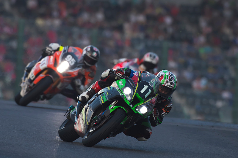 その後、渡辺一馬選手に交代