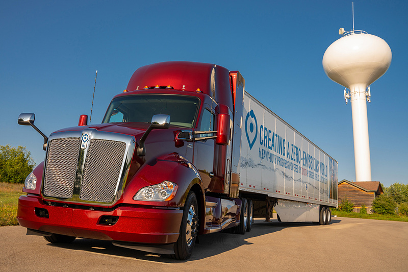 FC大型商用トラックの改良型モデル